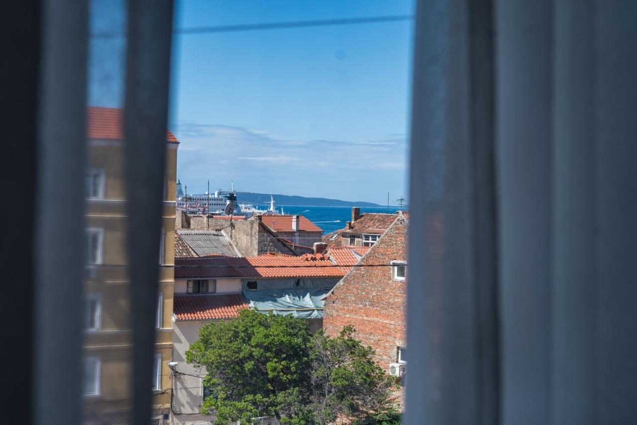 Lions Suites Spalato Esterno foto