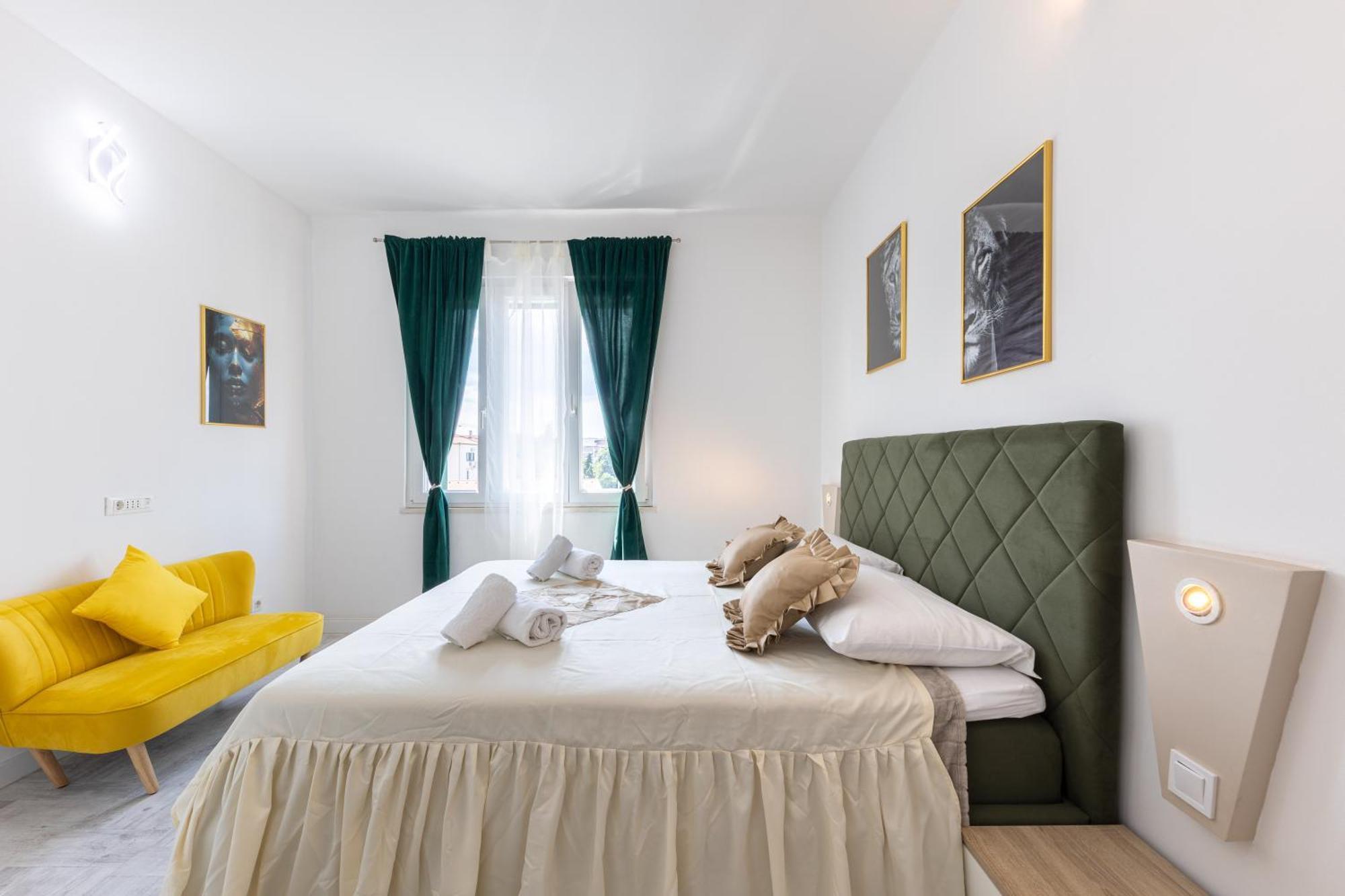 Lions Suites Spalato Esterno foto